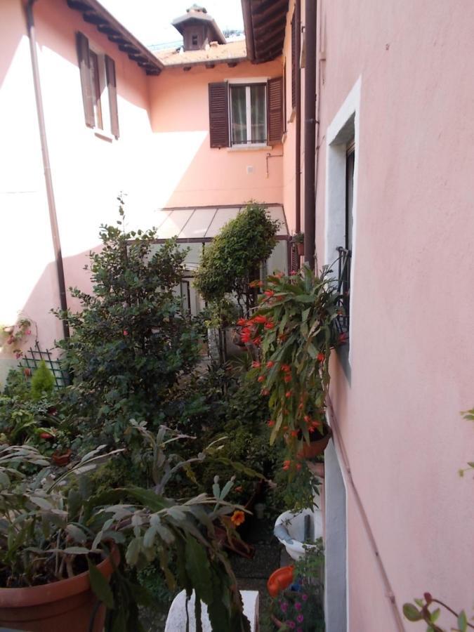 B&B Zia Lina Dongo Exterior foto